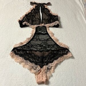 Medium peach and black teddy